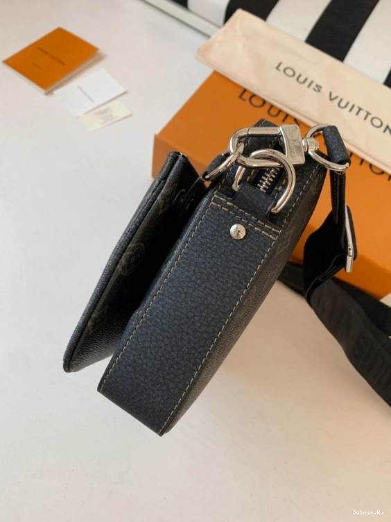 TRIO VUITTON MESSENGER LOUIS 0121